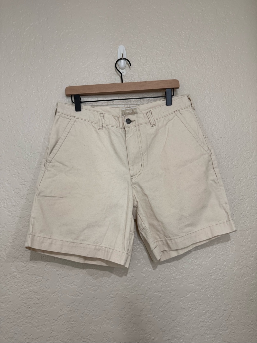 Patagonia Men's Stand Up Shorts Beige Organic Cotton Canvas Material Size 33